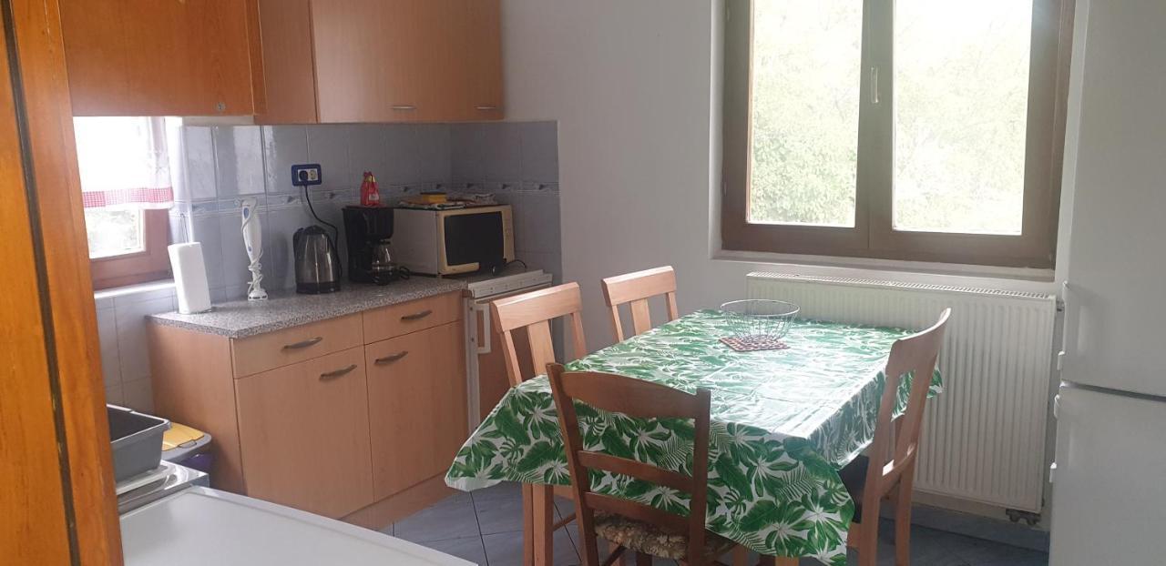 Apartments Nena 3* Ližnjan Eksteriør billede